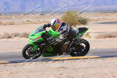 media/Dec-10-2023-SoCal Trackdays (Sun) [[0ce70f5433]]/Turn 9 Inside Set 1 (1115am)/